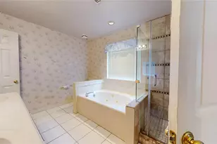 13726 Sablesprings Ln, Houston, TX 77014 - Photo 40