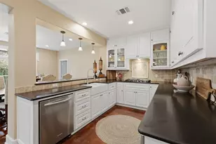 301 Stone Hill Dr, Brenham, TX 77833 - Photo 8