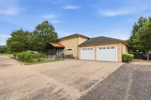 301 Stone Hill Dr, Brenham, TX 77833 - Photo 34