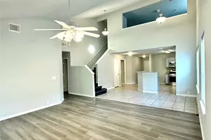 10214 E Summit Canyon Dr, Houston, TX 77095 - Photo 32