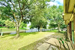 10214 E Summit Canyon Dr, Houston, TX 77095 - Photo 28
