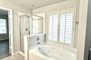 10214 E Summit Canyon Dr, Houston, TX 77095 - Photo 6