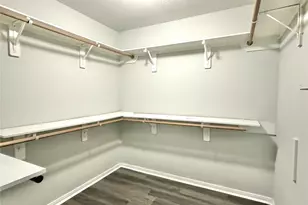 10214 E Summit Canyon Dr, Houston, TX 77095 - Photo 8