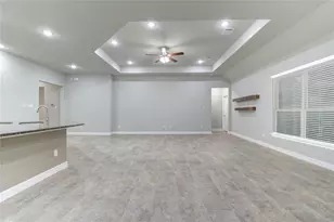 210 Elianne Lace Ct, Conroe, TX 77318 - Photo 18