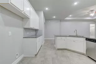 210 Elianne Lace Ct, Conroe, TX 77318 - Photo 36