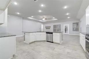 210 Elianne Lace Ct, Conroe, TX 77318 - Photo 34