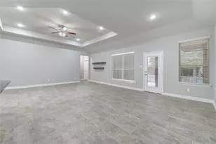 210 Elianne Lace Ct, Conroe, TX 77318 - Photo 20