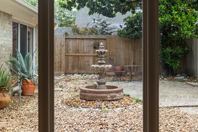 13 Tiffany Square, Sugar Land, TX 77478 - Photo 10