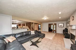 2307 Stephens Grant Dr, Sugar Land, TX 77479 - Photo 4