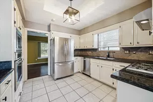 5639 Council Grove Ln, Houston, TX 77088 - Photo 6