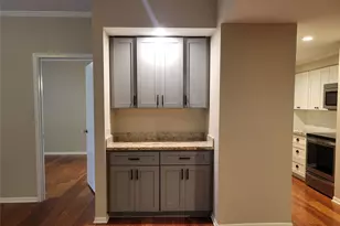 5711 Sugar Hill Dr, Houston, TX 77057 - Photo 10