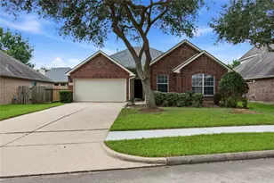 6706 Paigetree Ln, Pearland, TX 77584 - Photo 2