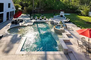 9105 Memorial Dr, Houston, TX 77024 - Photo 22