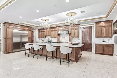 9105 Memorial Drive, Houston, TX 77024 - Photo 18