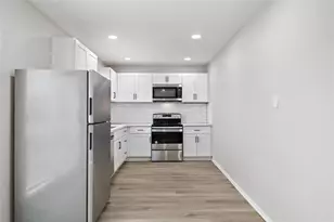 9711 Linkmeadow Ln, Houston, TX 77025 - Photo 6