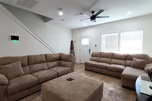 8113 Miley St, Houston, TX 77028 - Photo 6