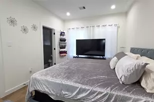 8113 Miley St, Houston, TX 77028 - Photo 12