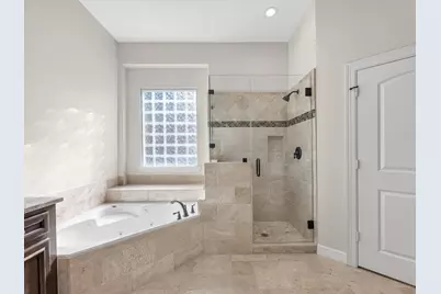 31 Tarrytown Way, Conroe, TX 77384 - Photo 22