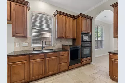 31 Tarrytown Way, Conroe, TX 77384 - Photo 14