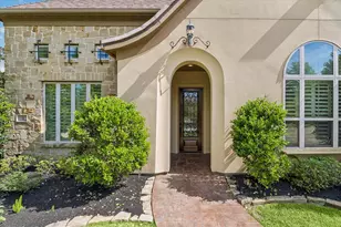 3 Tiburon Ct, Spring, TX 77389 - Photo 2