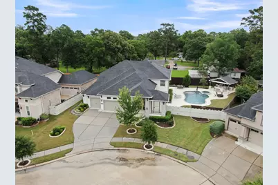 10402 Lake Palmetto Drive, Conroe, TX 77385 - Photo 46