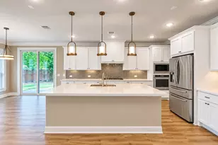10402 Lake Palmetto Dr, Conroe, TX 77385 - Photo 14
