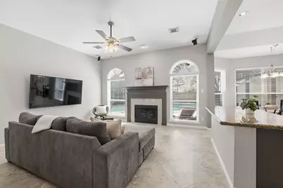 23 Sparklewood Place, The Woodlands, TX 77381 - Photo 10