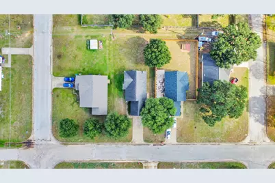 1610 7th Street, Hempstead, TX 77445 - Photo 2