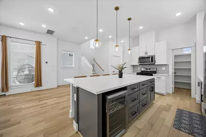 208 N York Street #B, Houston, TX 77003 - Photo 14
