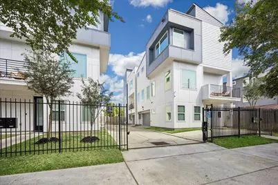 208 N York Street #B, Houston, TX 77003 - Photo 2