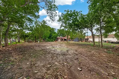2111 Jensen Drive, Houston, TX 77026 - Photo 2