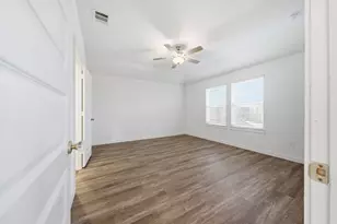 3027 Magnolia Pass Ln, League City, TX 77573 - Photo 18