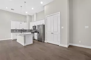 404 Drennan St, Houston, TX 77003 - Photo 8