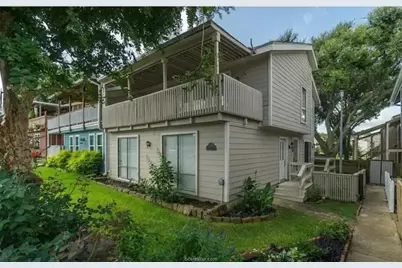 129 April Point Drive N, Conroe, TX 77356 - Photo 12