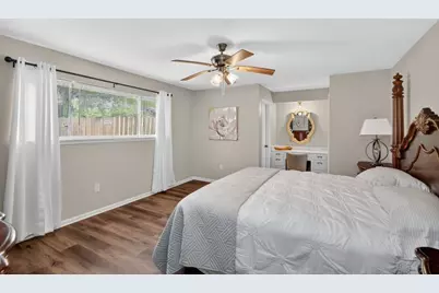 204 Nasturtium Street, Lake Jackson, TX 77566 - Photo 28