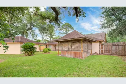 204 Nasturtium Street, Lake Jackson, TX 77566 - Photo 38
