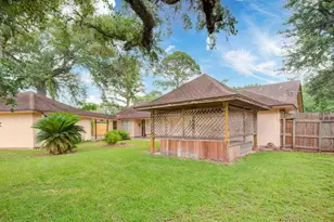 204 Nasturtium St, Lake Jackson, TX 77566 - Photo 38
