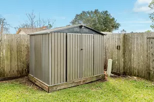 4 Lobo, Angleton, TX 77515 - Photo 24