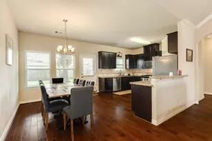 4 Lobo, Angleton, TX 77515 - Photo 8