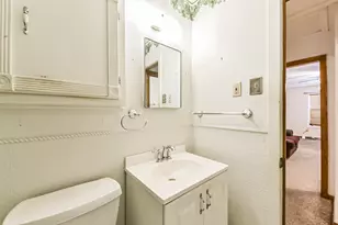 221 N Hagerman St, Houston, TX 77011 - Photo 26