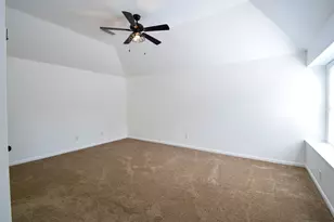 34 S Rambling Ridge Pl, Conroe, TX 77385 - Photo 28