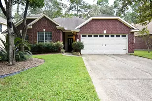 34 S Rambling Ridge Pl, Conroe, TX 77385 - Photo 2