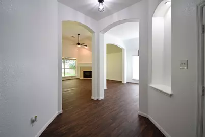 34 S Rambling Ridge Place, Conroe, TX 77385 - Photo 8