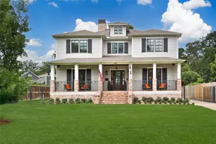 416 W 33rd St, Houston, TX 77018 - Photo 2