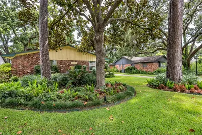 10127 Hazelhurst Drive, Houston, TX 77043 - Photo 36