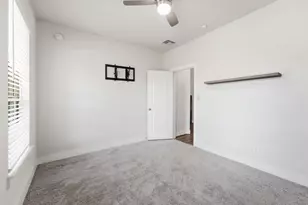 236 Woodhaven Dr, West Columbia, TX 77486 - Photo 10