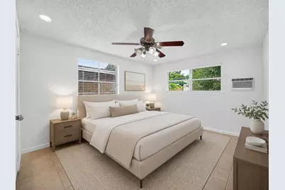 6910 Bintliff Boulevard #B, Houston, TX 77074 - Photo 10