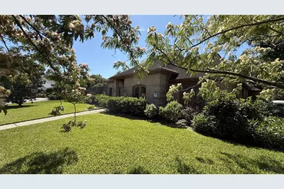 11527 Cedar Creek Drive, Houston, TX 77077 - Photo 2