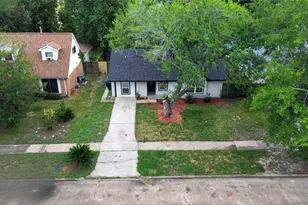 3318 Ripplebrook Dr, Houston, TX 77045 - Photo 4