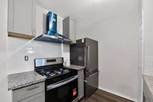 3318 Ripplebrook Dr, Houston, TX 77045 - Photo 14